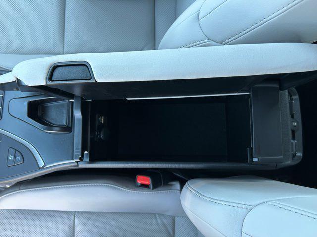 Photo of 2023 Iridium Lexus UX 250h