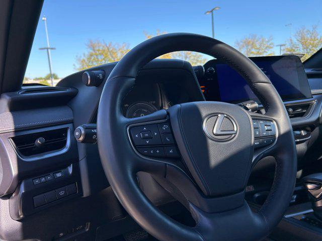 Photo of 2023 Iridium Lexus UX 250h
