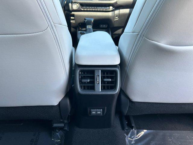 Photo of 2023 Iridium Lexus UX 250h