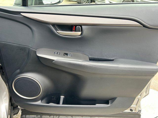 Photo of 2017 Atomic Silver Lexus NX 200t