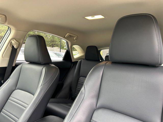 Photo of 2017 Atomic Silver Lexus NX 200t
