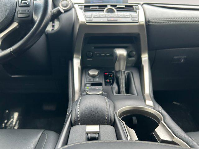 Photo of 2017 Atomic Silver Lexus NX 200t