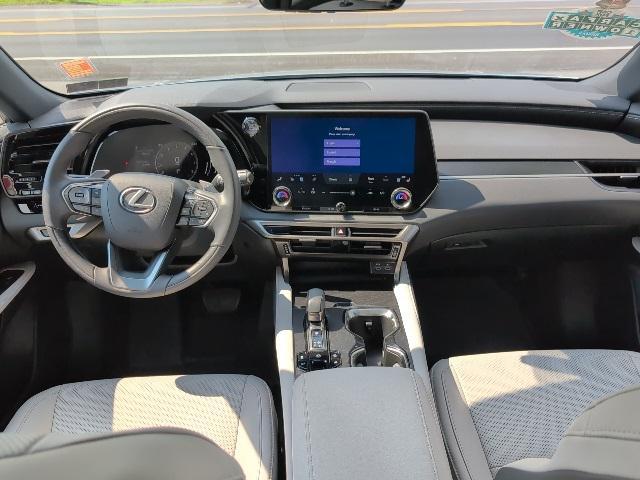 Photo of 2023 Iridium Lexus RX 350