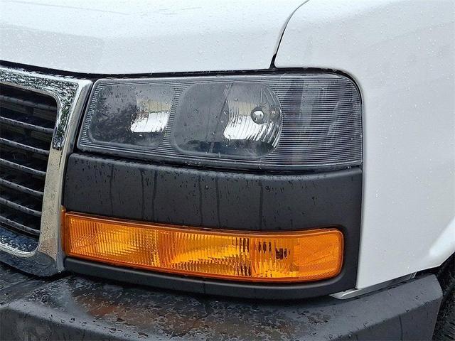 Photo of 2023 Summit White GMC Savana 2500