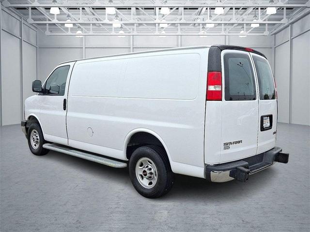 Photo of 2023 Summit White GMC Savana 2500