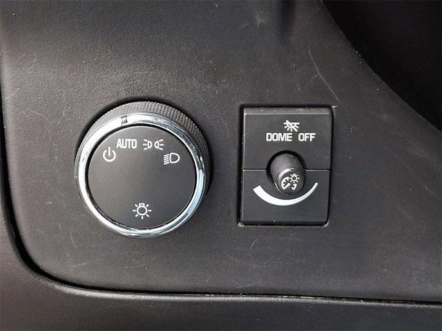 Photo of 2023 Summit White GMC Savana 2500