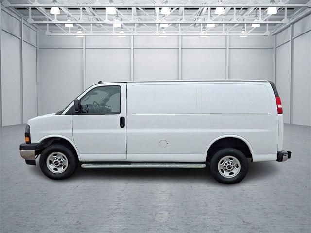 Photo of 2023 Summit White GMC Savana 2500