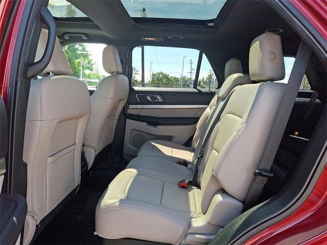 Photo of 2018 Red Ford Explorer