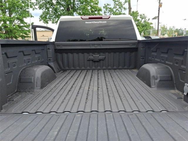 Photo of 2022 Summit White Chevrolet Silverado 1500