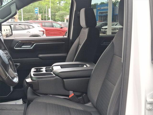 Photo of 2022 Summit White Chevrolet Silverado 1500