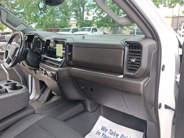 Photo of 2022 Summit White Chevrolet Silverado 1500