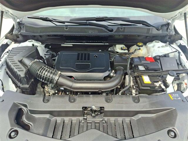Photo of 2022 Summit White Chevrolet Blazer