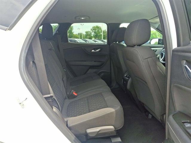 Photo of 2022 Summit White Chevrolet Blazer