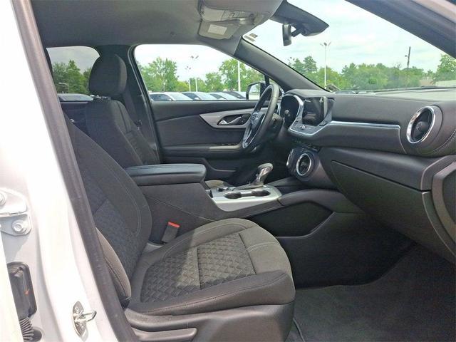 Photo of 2022 Summit White Chevrolet Blazer