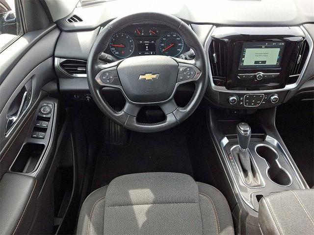 Photo of 2019 Black Currant Metallic Chevrolet Traverse