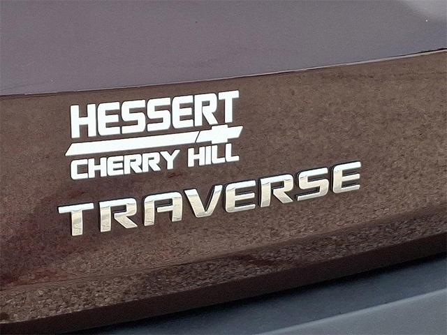 Photo of 2019 Black Currant Metallic Chevrolet Traverse