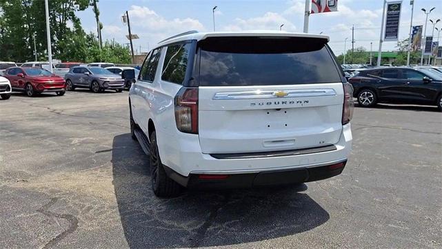Photo of 2023 Summit White Chevrolet Suburban
