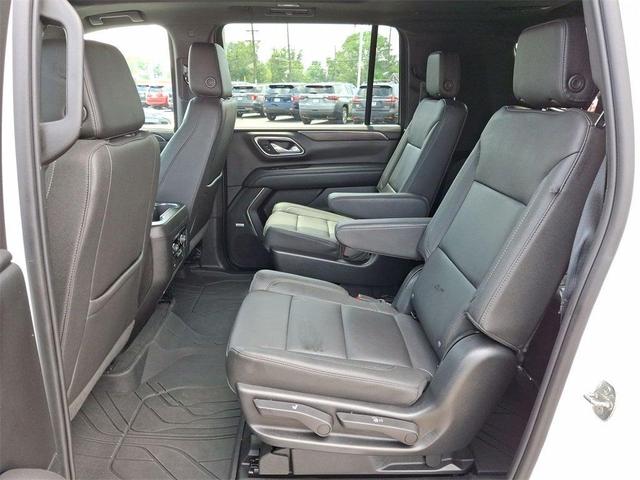 Photo of 2023 Summit White Chevrolet Suburban