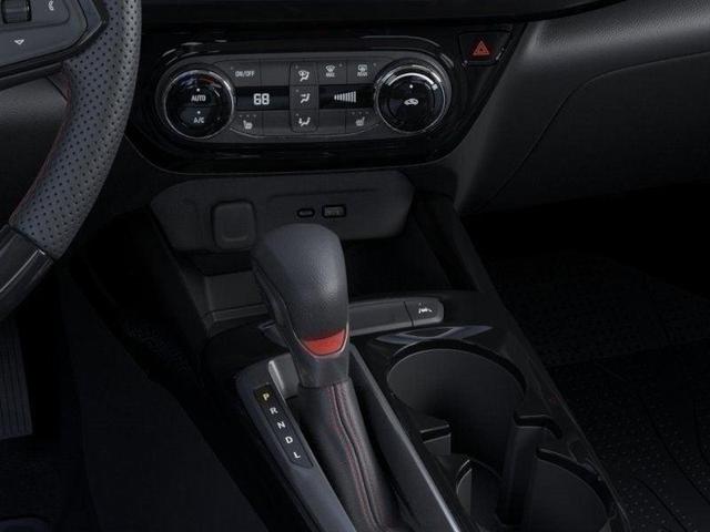 Photo of 2025 Summit White Chevrolet Trax