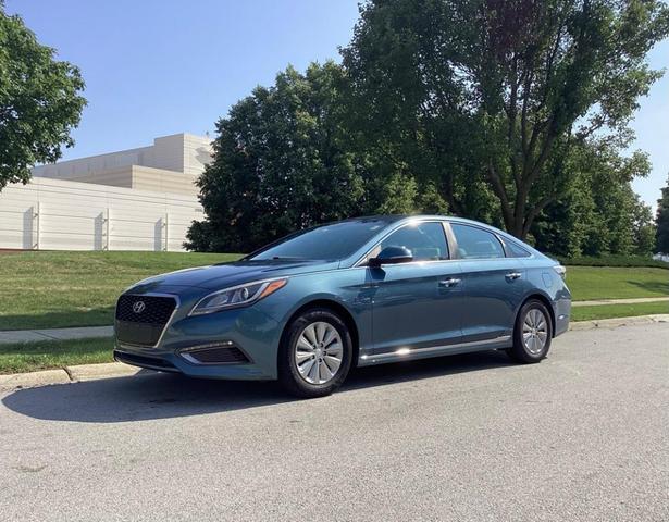 2016 Hyundai Sonata Hybrid