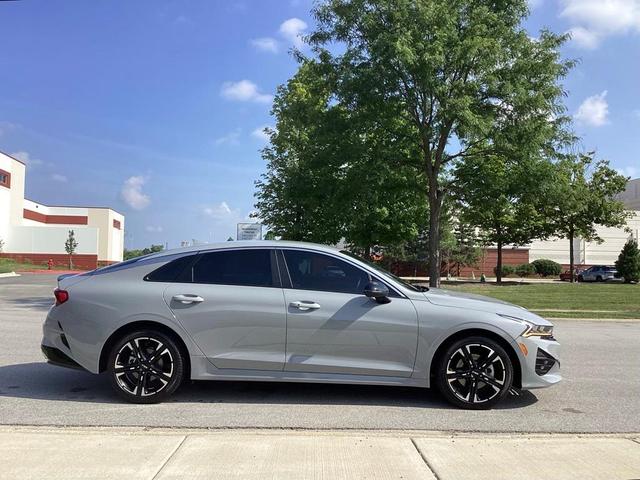 Photo of 2024 Wolf Gray Kia K5