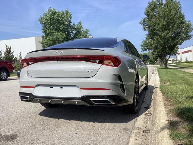 Photo of 2024 Wolf Gray Kia K5