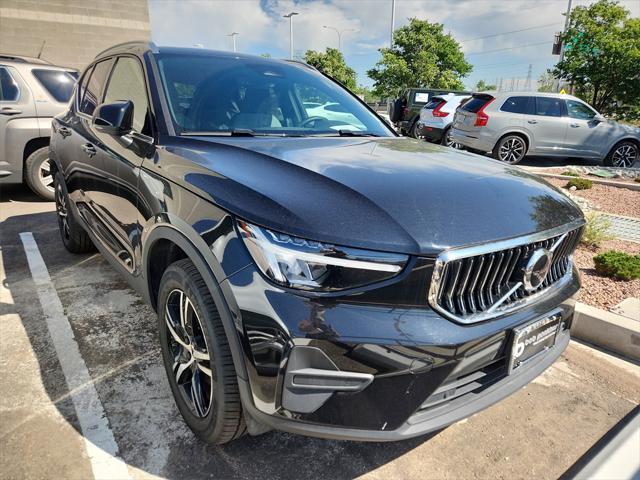 2025 Volvo XC40