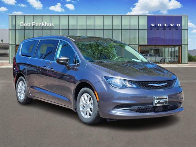 2023 Chrysler Voyager