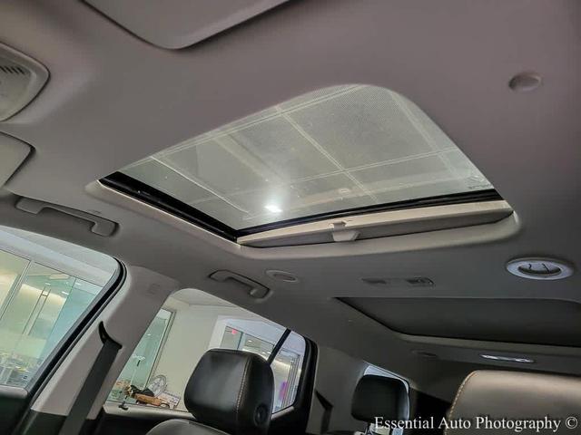 Photo of 2021 Mosaic Black Metallic Chevrolet Traverse