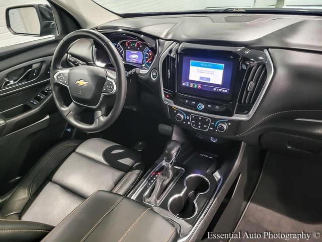 Photo of 2021 Mosaic Black Metallic Chevrolet Traverse