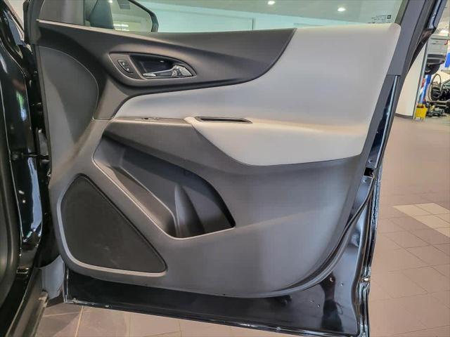 Photo of 2024 Mosaic Black Metallic Chevrolet Equinox