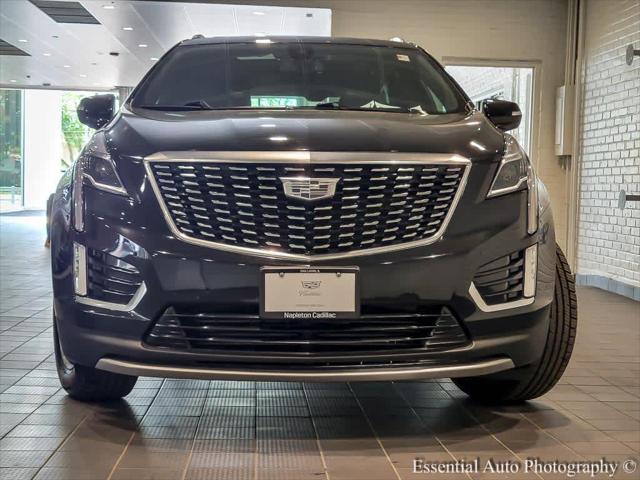 Photo of 2022 Stellar Black Metallic Cadillac XT5