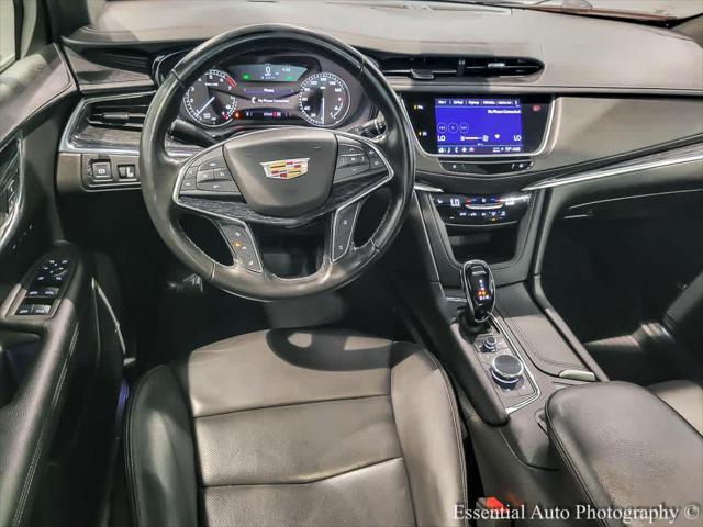Photo of 2022 Stellar Black Metallic Cadillac XT5