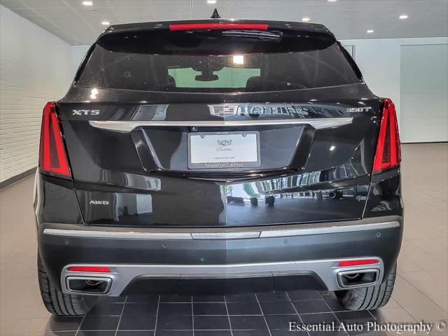 Photo of 2022 Stellar Black Metallic Cadillac XT5