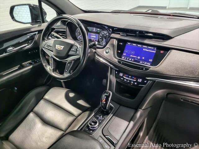 Photo of 2022 Stellar Black Metallic Cadillac XT5