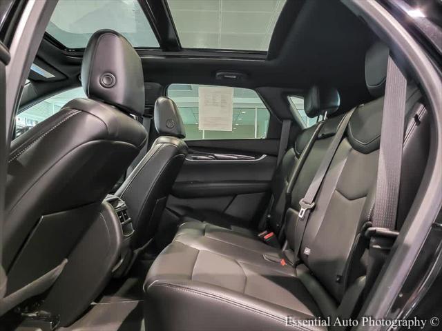 Photo of 2022 Stellar Black Metallic Cadillac XT5