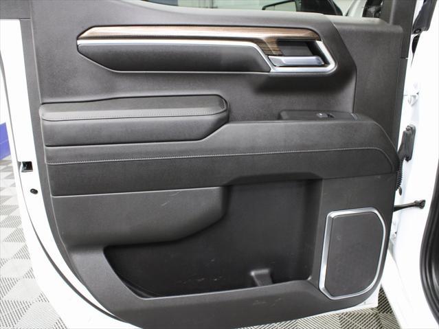 Photo of 2023 Summit White Chevrolet Silverado 1500