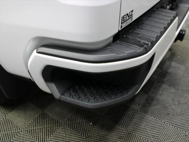 Photo of 2023 Summit White Chevrolet Silverado 1500