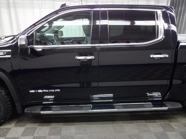Photo of 2022 Onyx Black GMC Sierra 1500