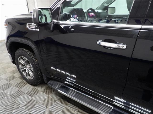 Photo of 2022 Onyx Black GMC Sierra 1500