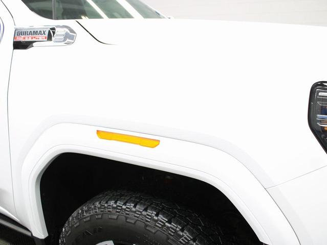 Photo of 2024 Summit White GMC Sierra 2500