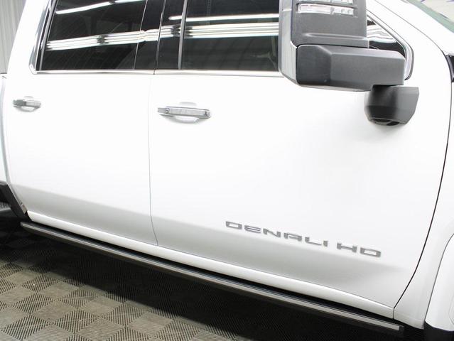 Photo of 2024 Summit White GMC Sierra 2500