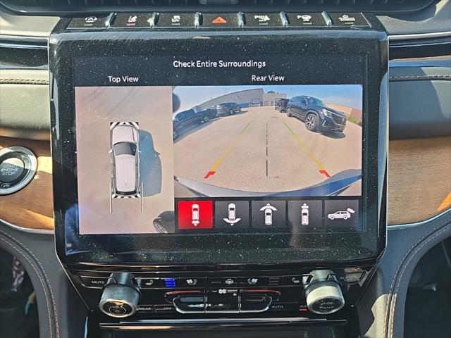 Photo of 2023 Baltic Gray Metallic Clearcoat Jeep Grand Cherokee L