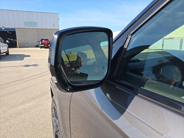 Photo of 2023 Baltic Gray Metallic Clearcoat Jeep Grand Cherokee L