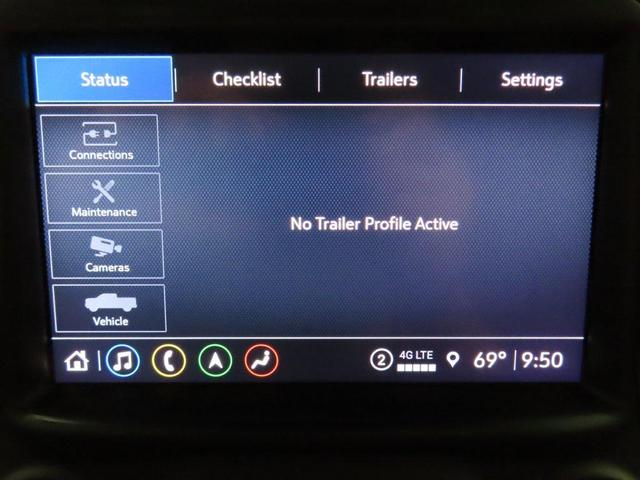 Photo of 2022 Iridescent Pearl Tricoat Chevrolet Silverado 3500