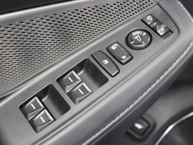 Photo of 2023 Majestic Black Pearl Acura MDX