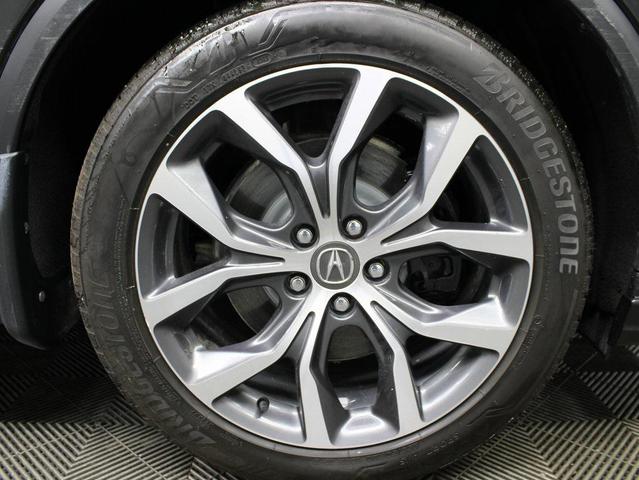 Photo of 2023 Majestic Black Pearl Acura MDX