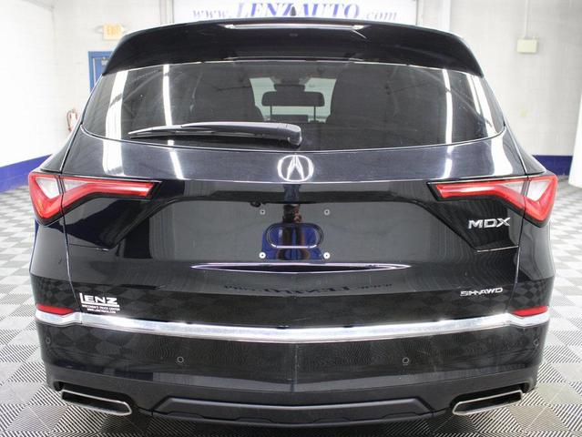 Photo of 2023 Majestic Black Pearl Acura MDX
