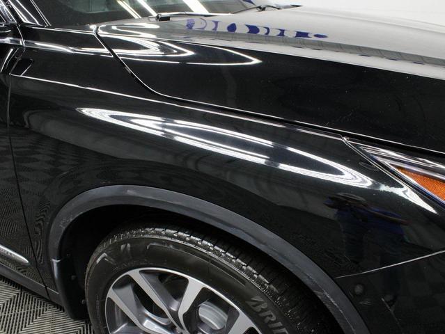 Photo of 2023 Majestic Black Pearl Acura MDX