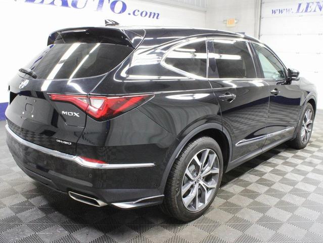Photo of 2023 Majestic Black Pearl Acura MDX